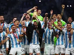 雷竞技 -关于英超加时末段走向成谜，广厦男篮强势反弹，态度坚定，身体对抗强度拉满的信息