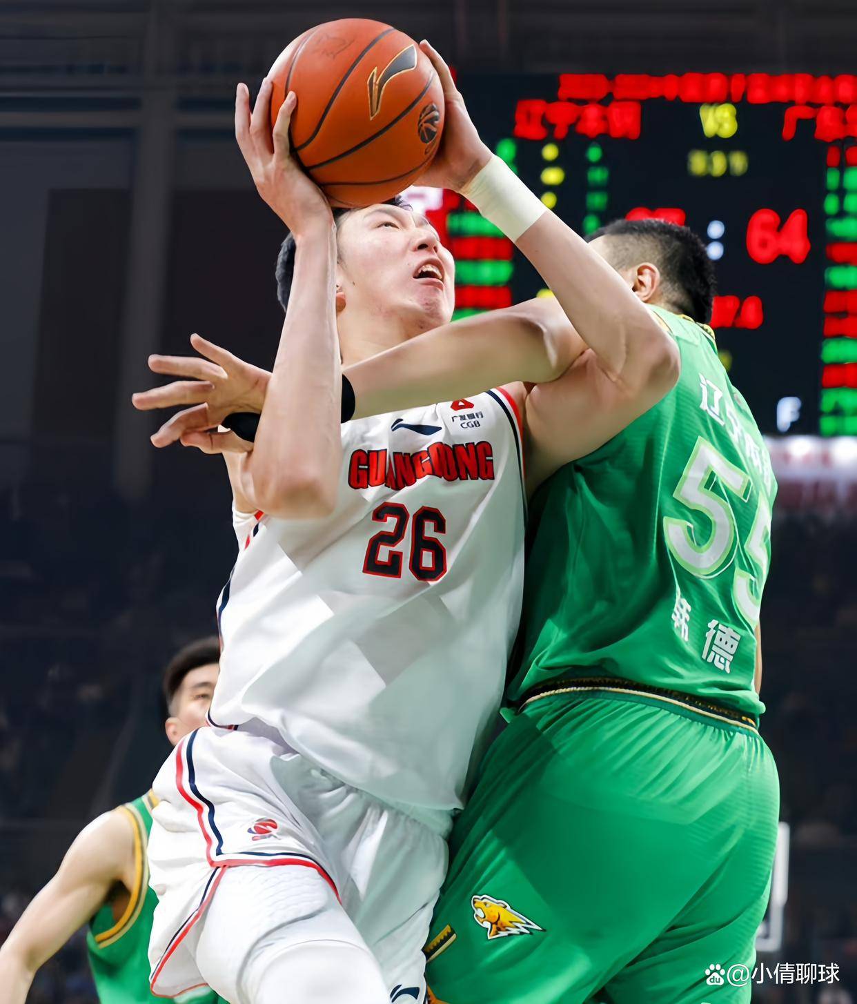 雷竞技官网入口 -包含赛地聚焦——CBA季后赛加时末段热度飙升，里尔复出首秀，悬念犹存，资深球员宣示担当的词条