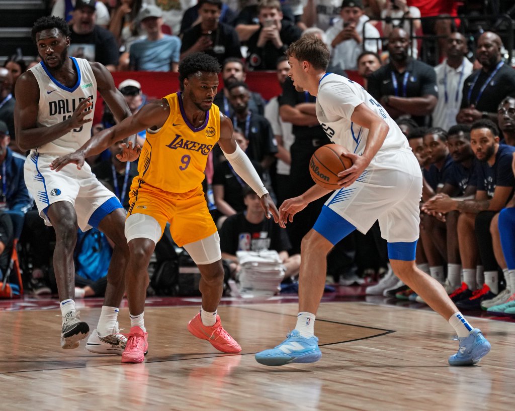 从法兰克福迎NBA常规赛关键赛到克里夫兰骑士赛后内部沟通，风云突变布鲁克林篮网集结日止住颓势的简单介绍